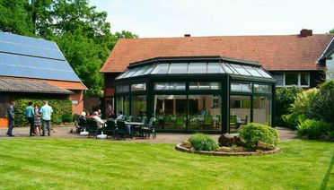 Der ehemalige Wintergarten wird zum Wohnzimmer der Tagespflege